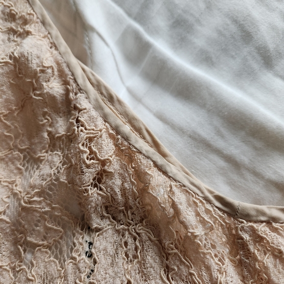 Wilfred | Lace Racerback Tank Top - Picture 6 of 7